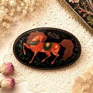 Vintage Black Lacquer Ware Hand Painted Horse Themed Brooch